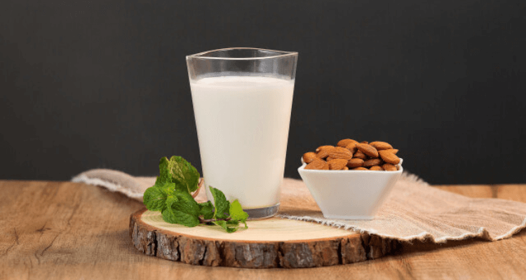 アーモンドミルクのダイエット効果を解説！豆乳よりもダイエット向き？